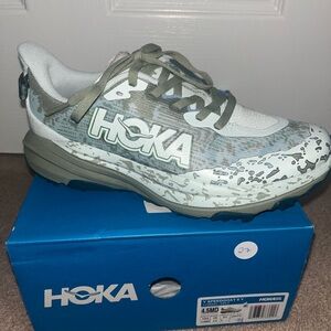 HOKA Speedgoat 6 Shoes - Green and Gray